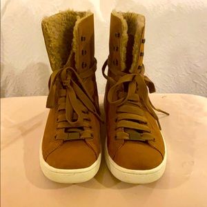 Womens UGG Lace Up Lined Sneaker